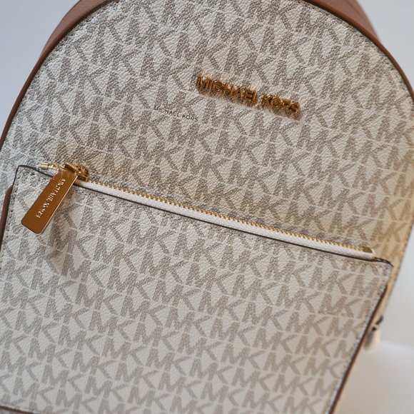 Michael Kors Adina Medium Backpack MK Vanilla - Picture 10 of 11